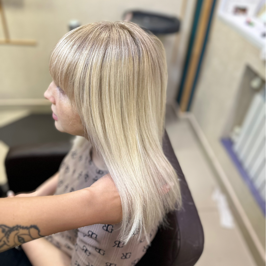 Окрашивание мелирование( средней длины )