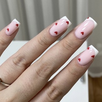 Маникюр с покрытием гель-лак + дизайн, френч