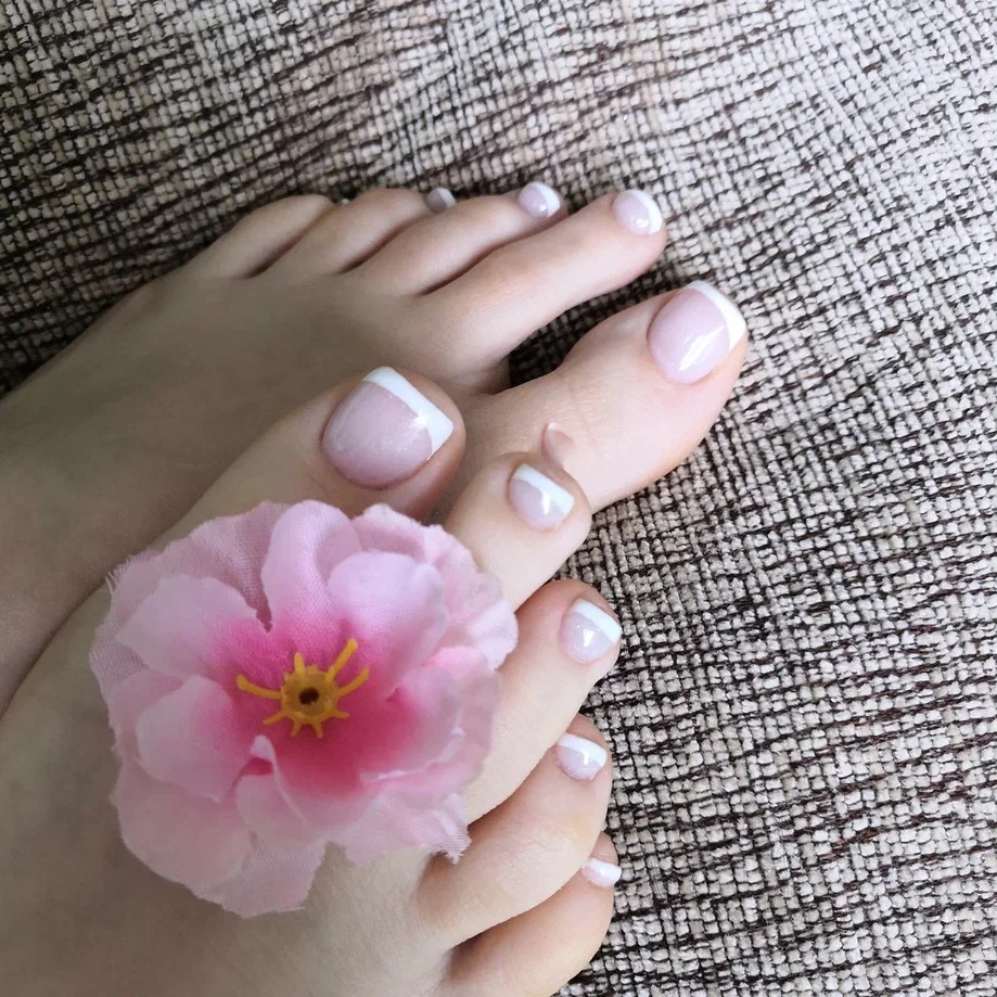 Дисковый педикюр полный с покрытием гель-лак френч/ дизайн