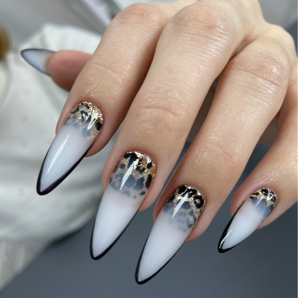 Наращивание ногтей