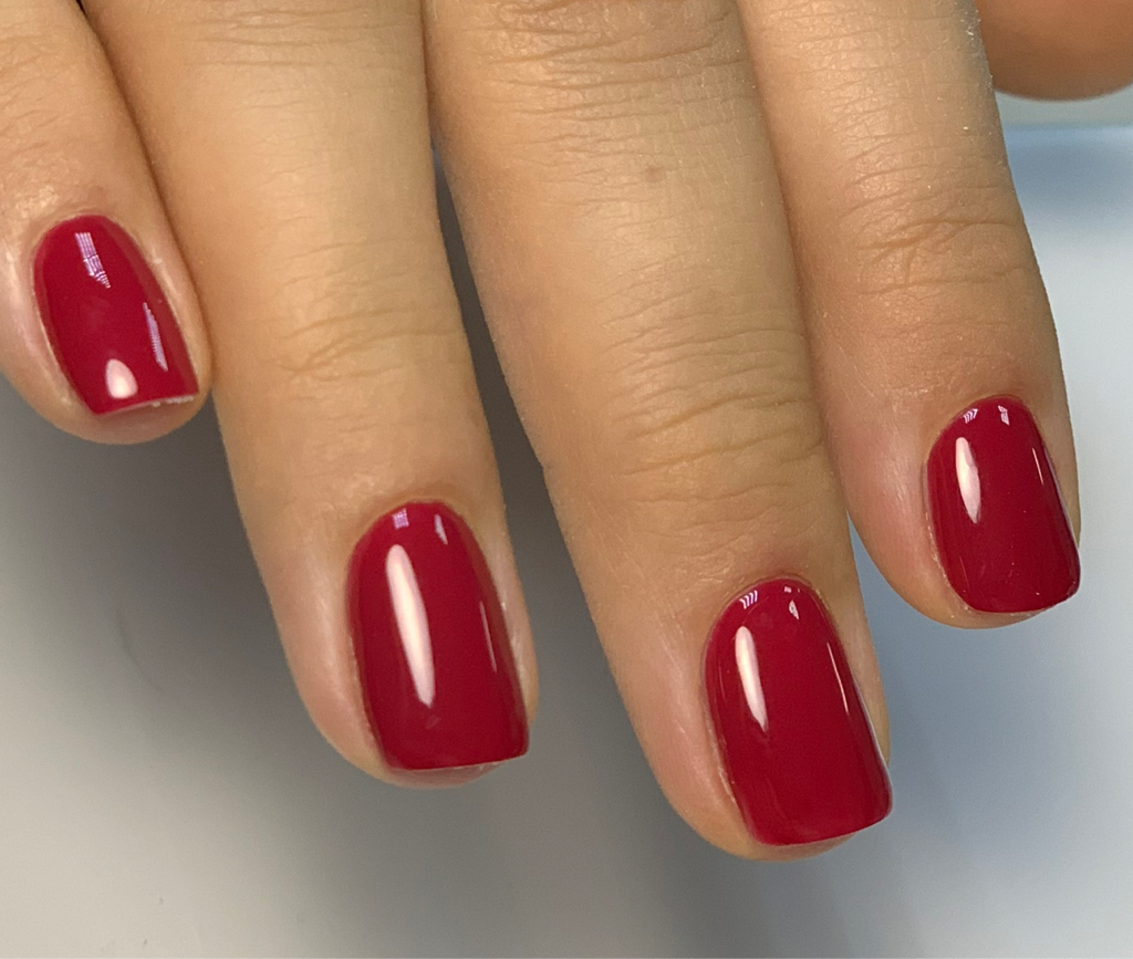 Маникюр и покрытие гель лаком ( без укрепления)