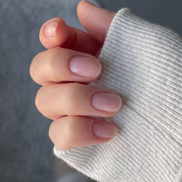 Маникюр комбинированный