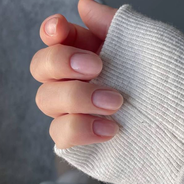 Снятие гель-лака и опил ногтей