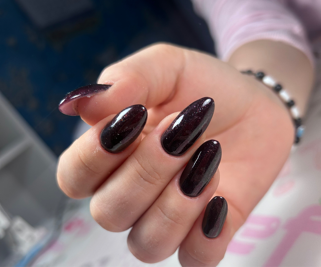 Маникюр с покрытием и укреплением