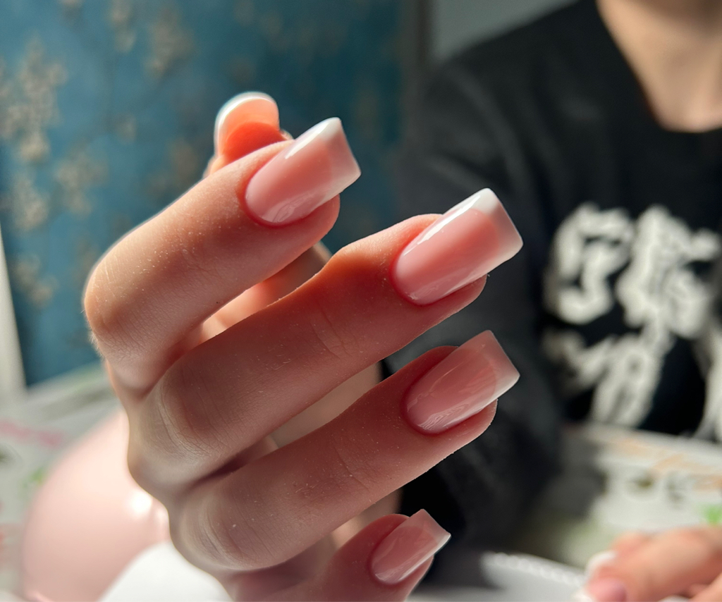 Маникюр с покрытием +френч