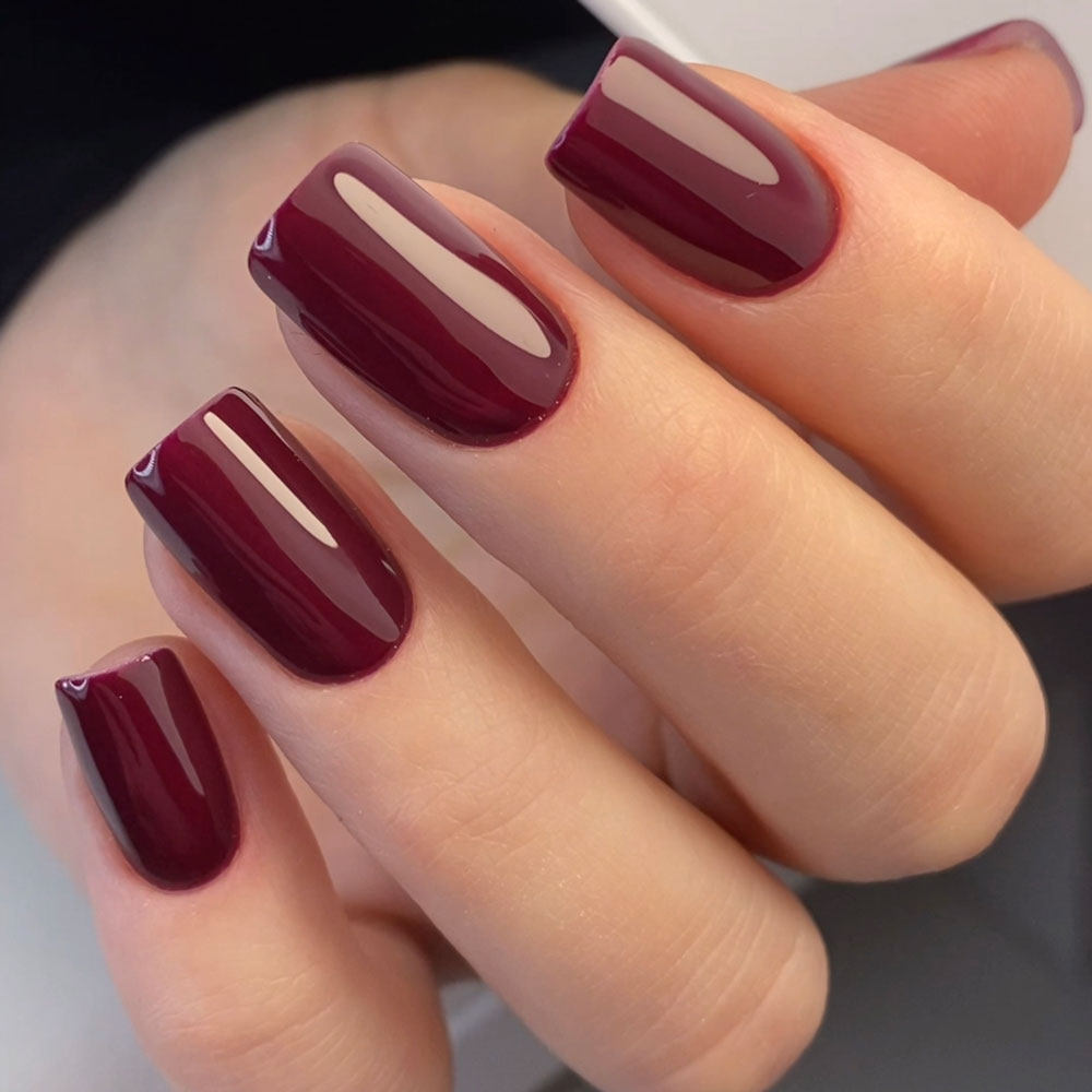 Комбинированный маникюр с покрытием LUXIO