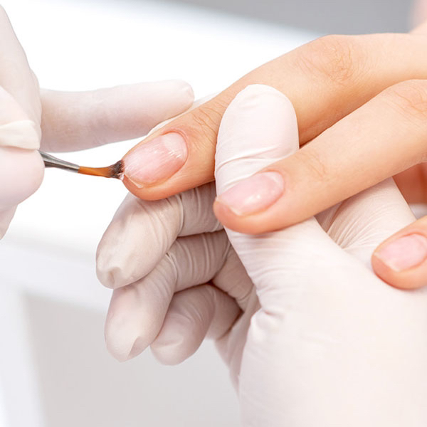 Ремонт ногтя