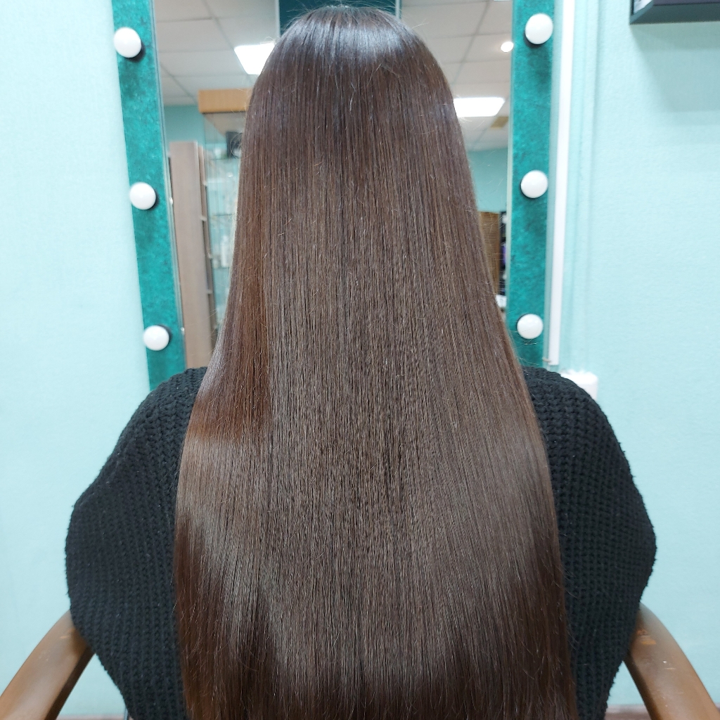 Окрашивание волос (ниже лопаток).
Процедура проводится на красителях Concepte, Geraprofesional, SenSiDo. Keine.