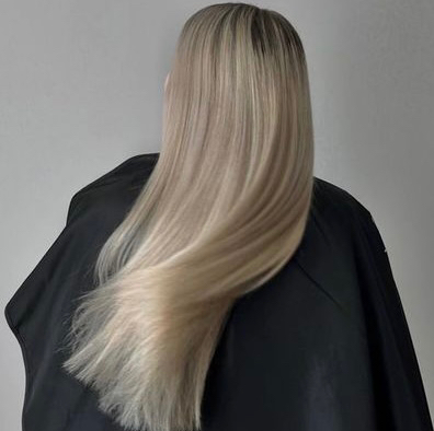 Кератиновое выпрямление волос