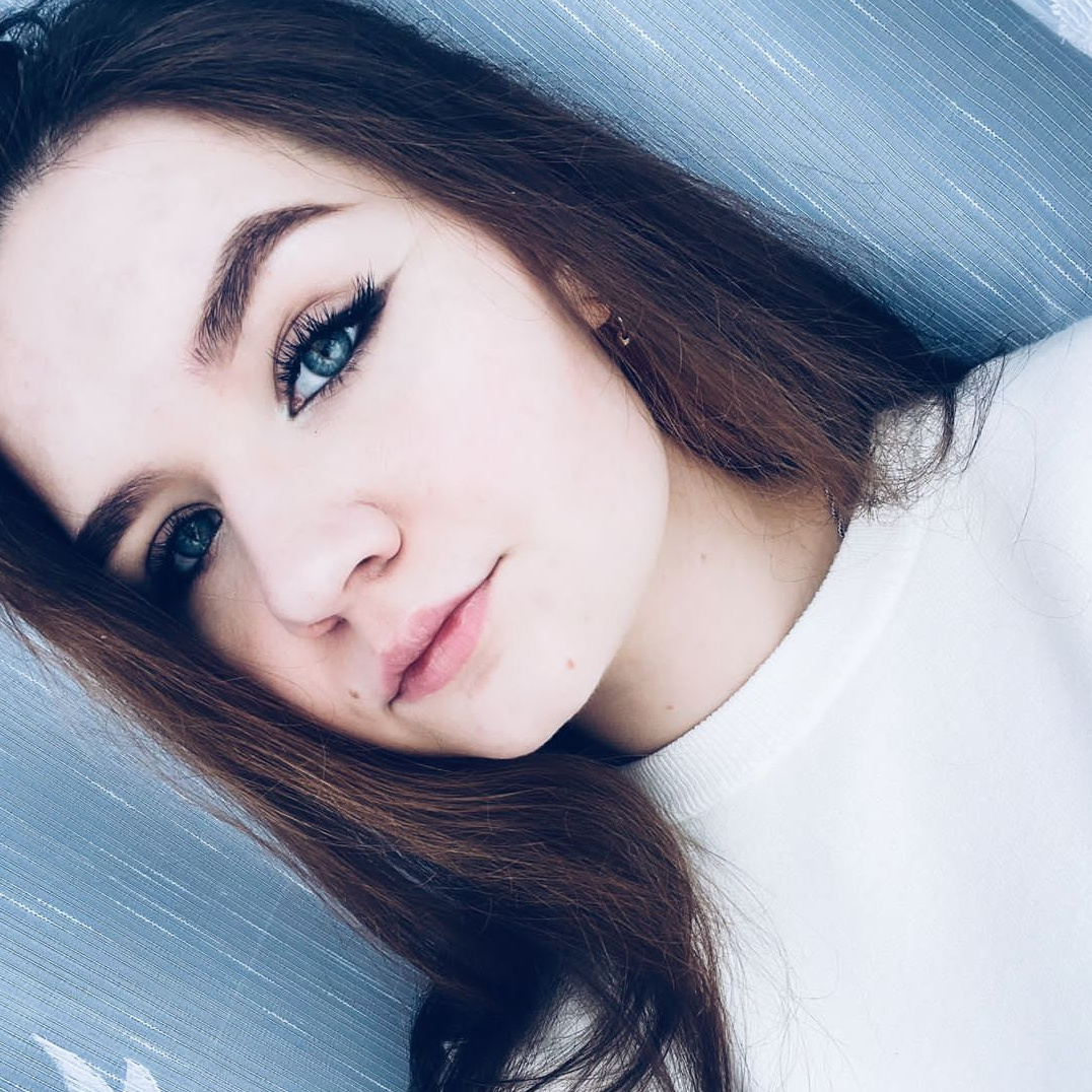 Еловенкова Александра