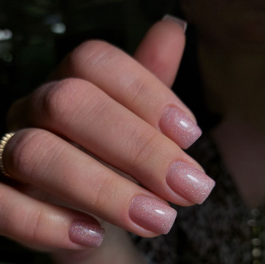 Наращивание коротких ногтей