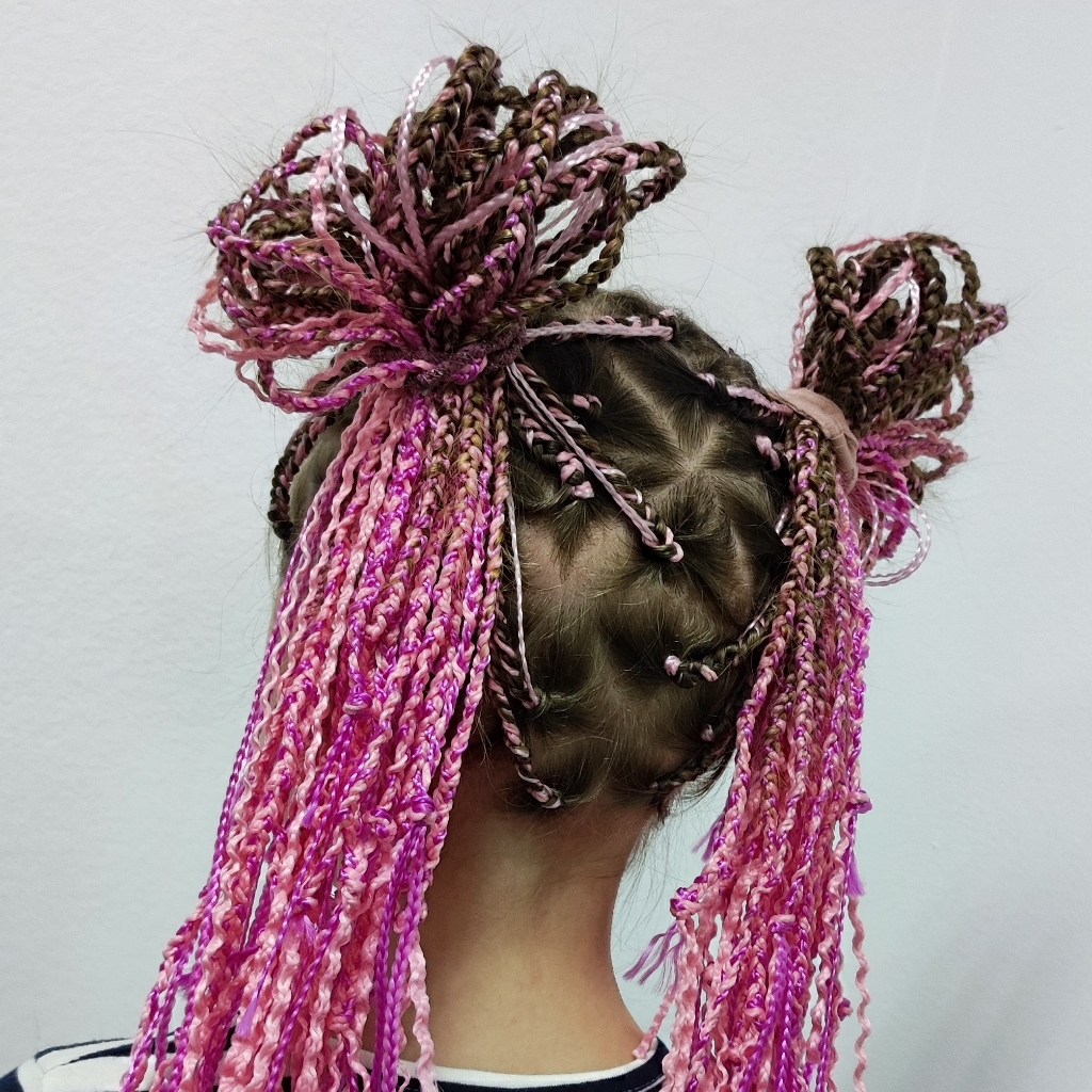 Плетение косичек, канекалон, Зизи.