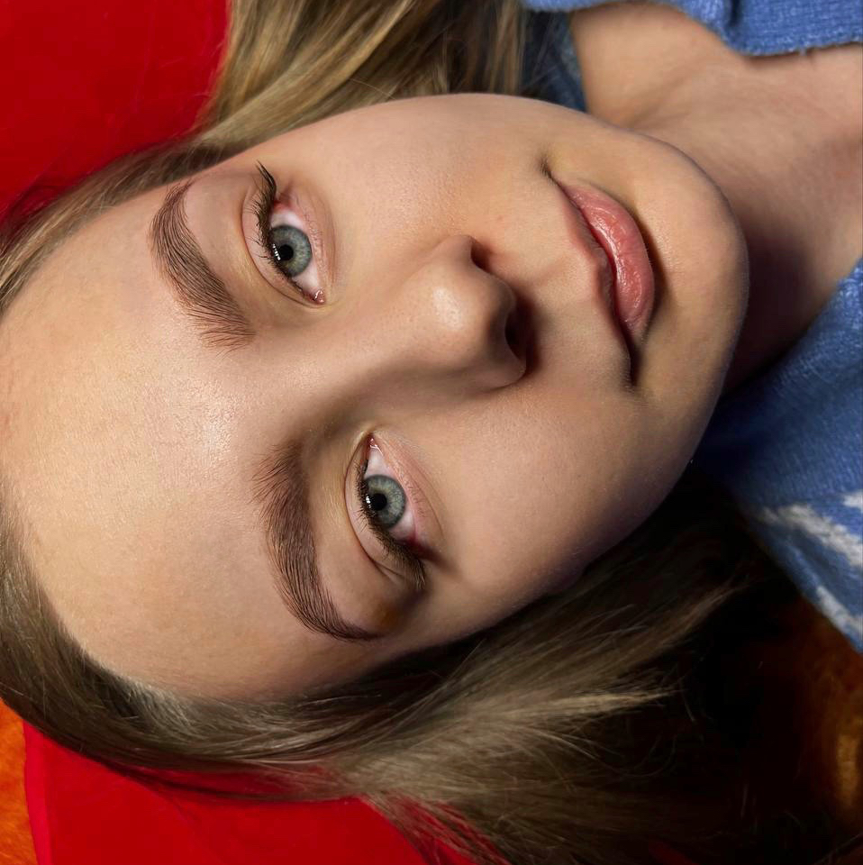 Окрашивание бровей краской/хной + коррекция