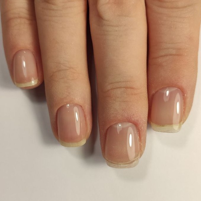 Маникюр без покрытия