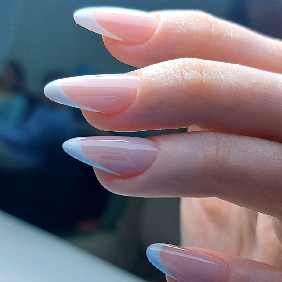 Маникюр Френч Покрытие