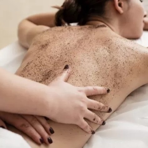 Esfoliaçăo e hidratação corporal