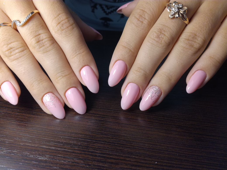 Коррекция укрепления ногтей (гель)