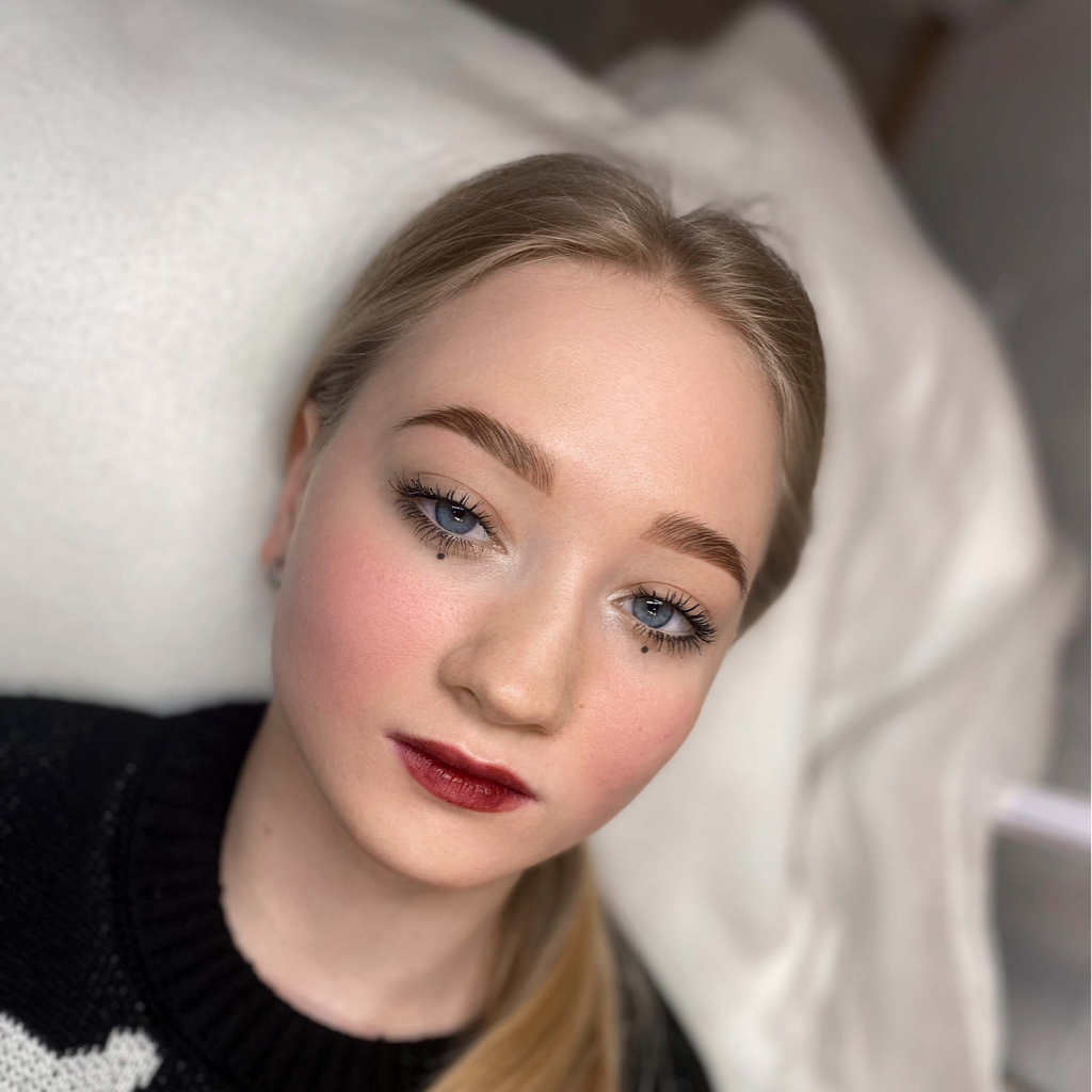 Архитектура бровей (моделирование + оформление + окрашивание краской)