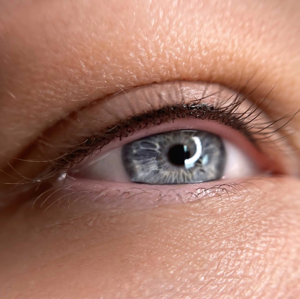 Межресничка коррекция через _месяц