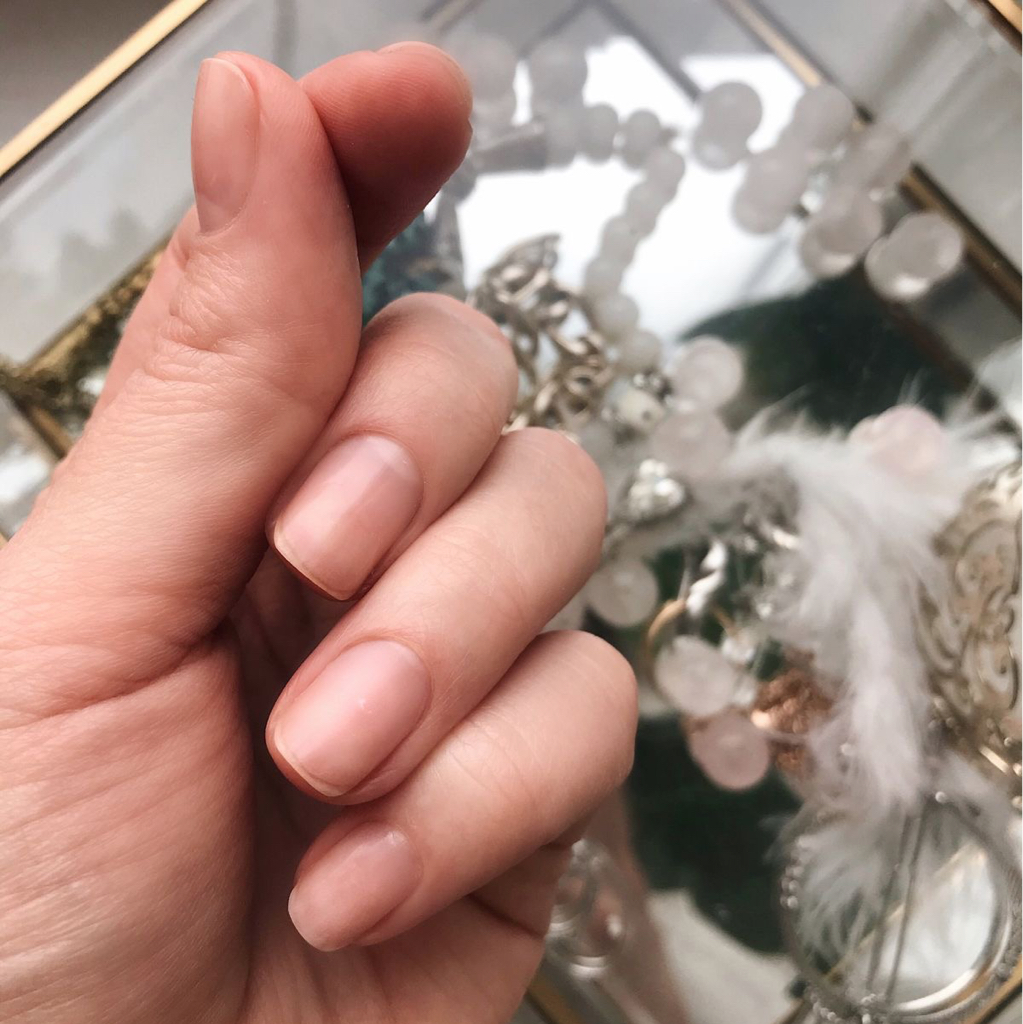 Маникюр без покрытия гель лак(без снятия)+лечебное покрытие