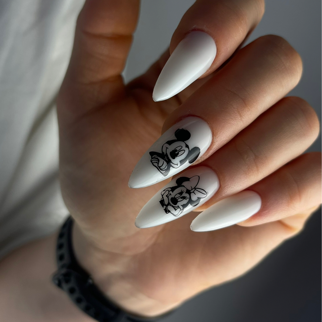 Наращивание ногтей