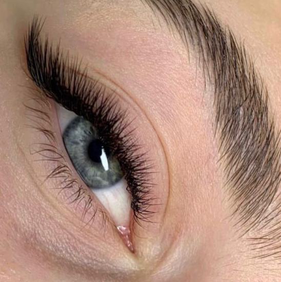 Наращивание ресниц 1д классика