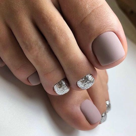 Педикюр с покрытием 👣