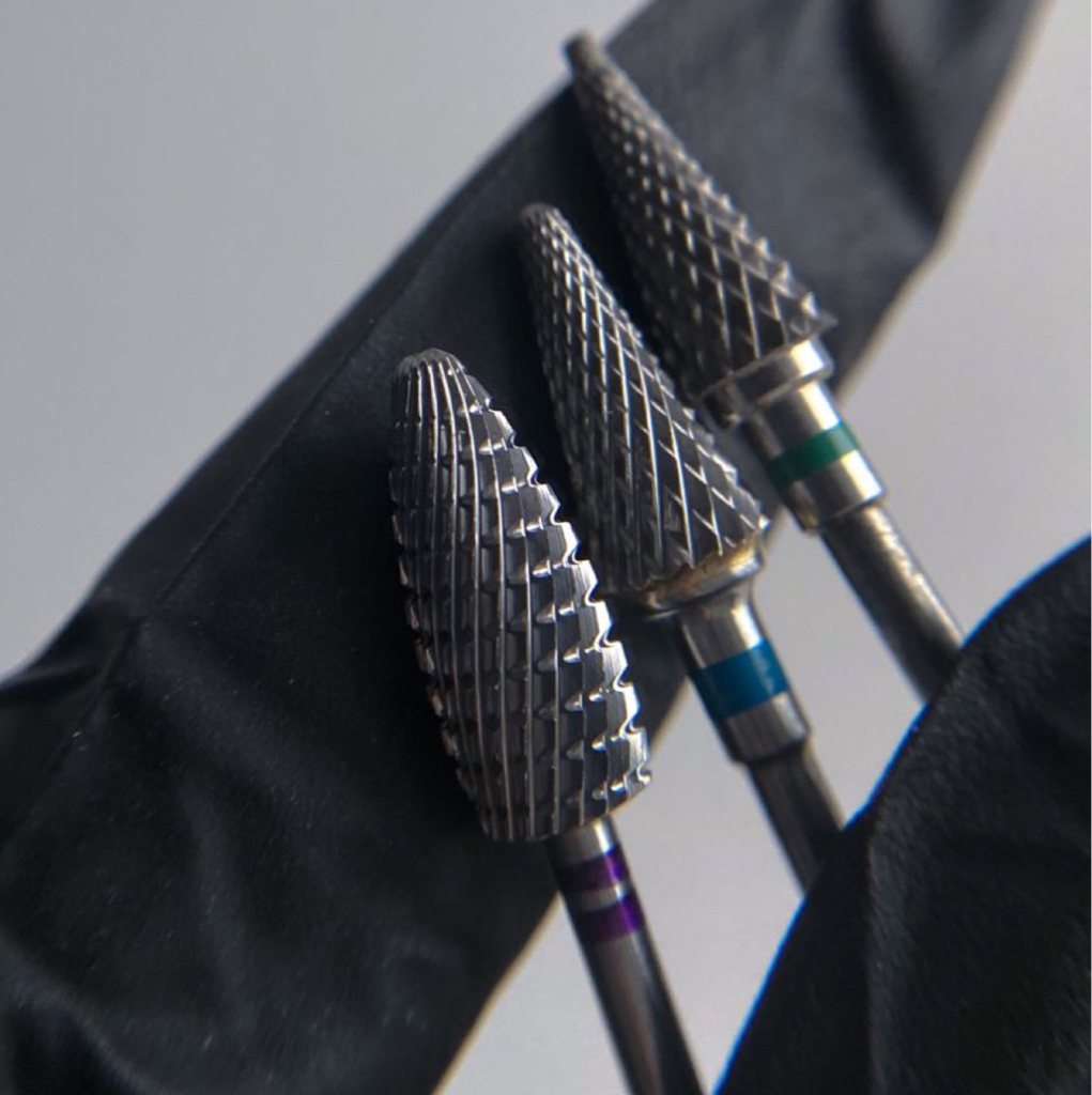 Снятие без дальнейшей работы + опил