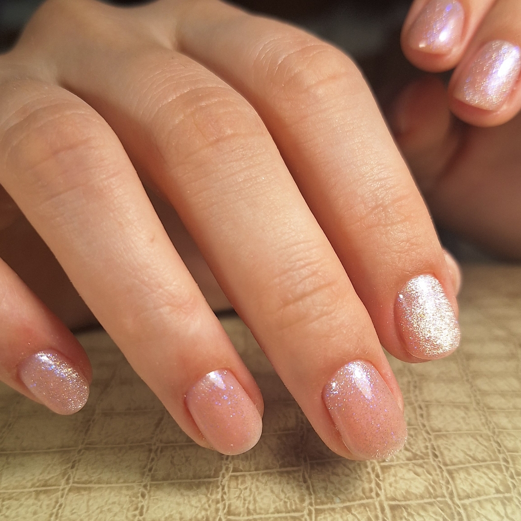 Маникюр аппаратный + покрытие гель лак