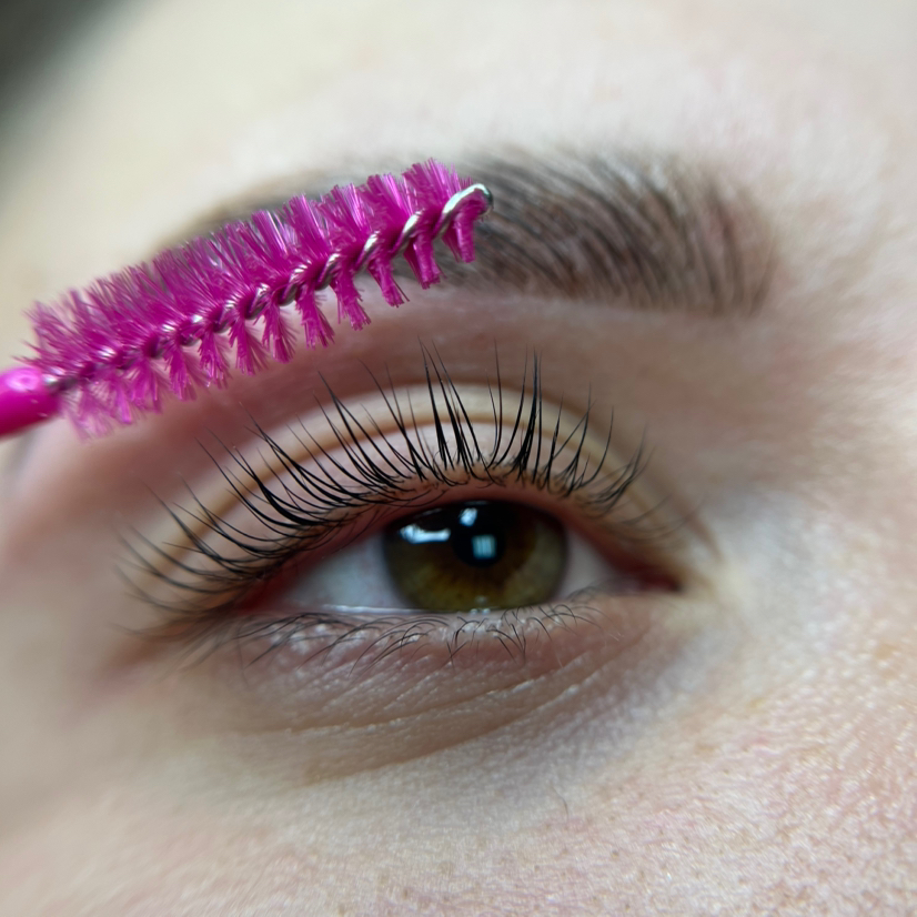 Ламинирование ресниц + окрашивание + уход