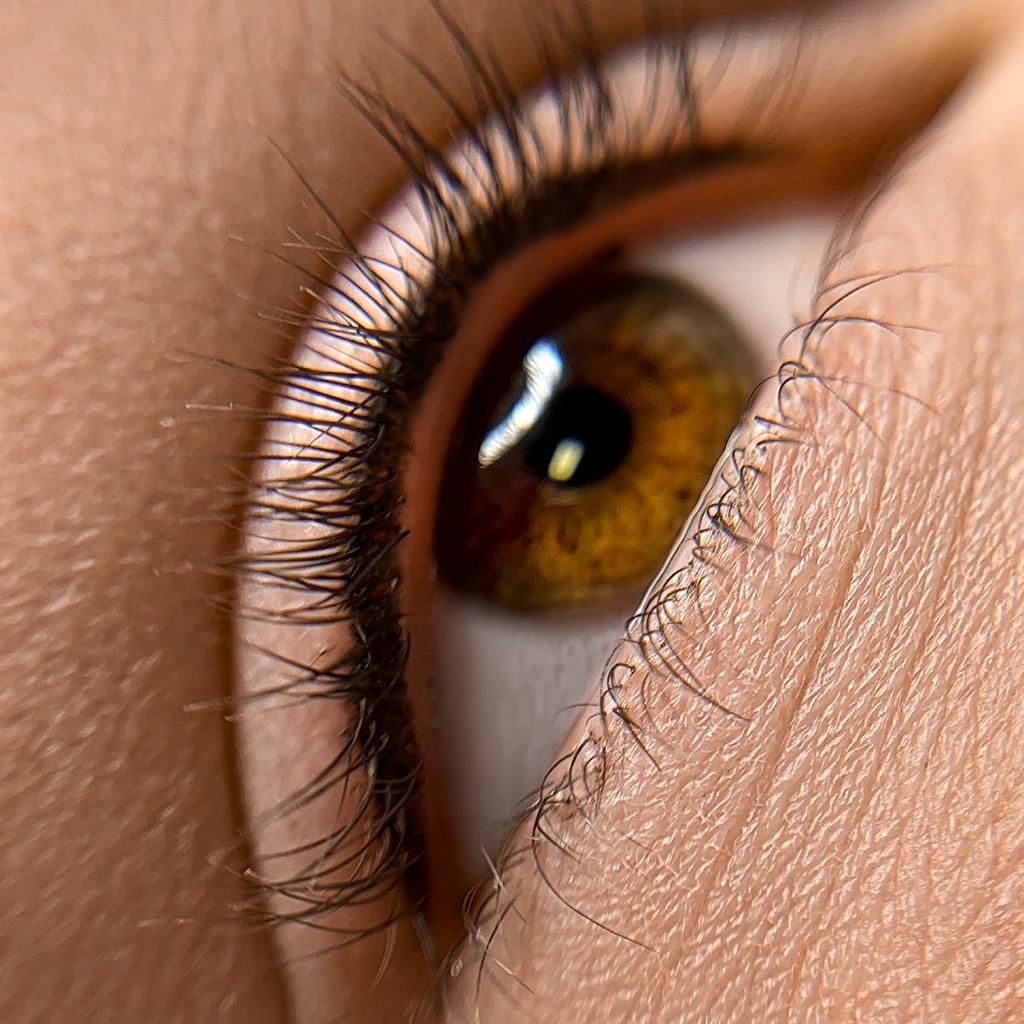 Перманентный макияж век(межресничка)