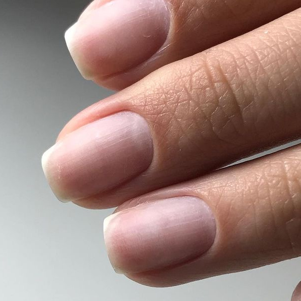 Маникюр без покрытия