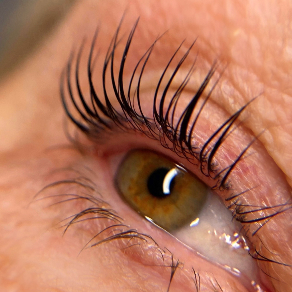 Ламинирование ресниц