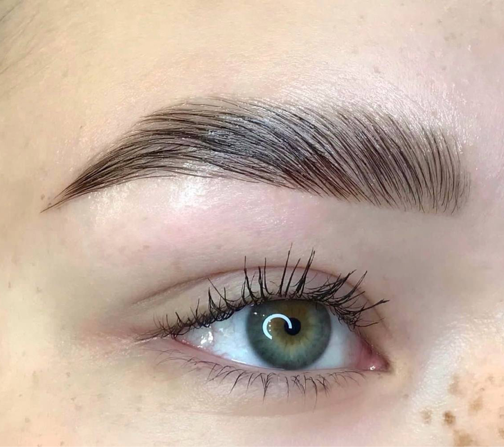 Долговременная укладка бровей с коррекцией ИЛИ окрашиванием