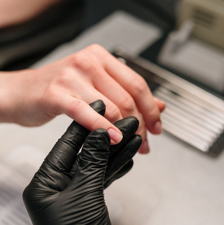 Снятие гель-лака без последующего покрытия (покрытие снимается полностью + опил формы)