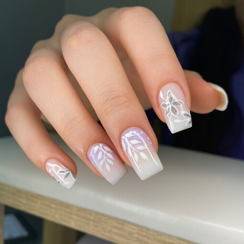 Коррекция длинных ногтей/ наращивание