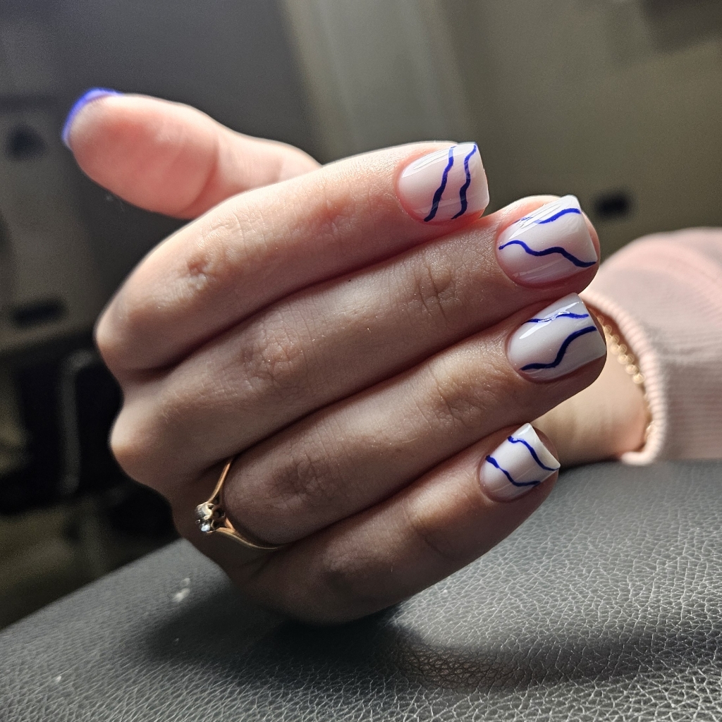 Дизайн на всех ногтях