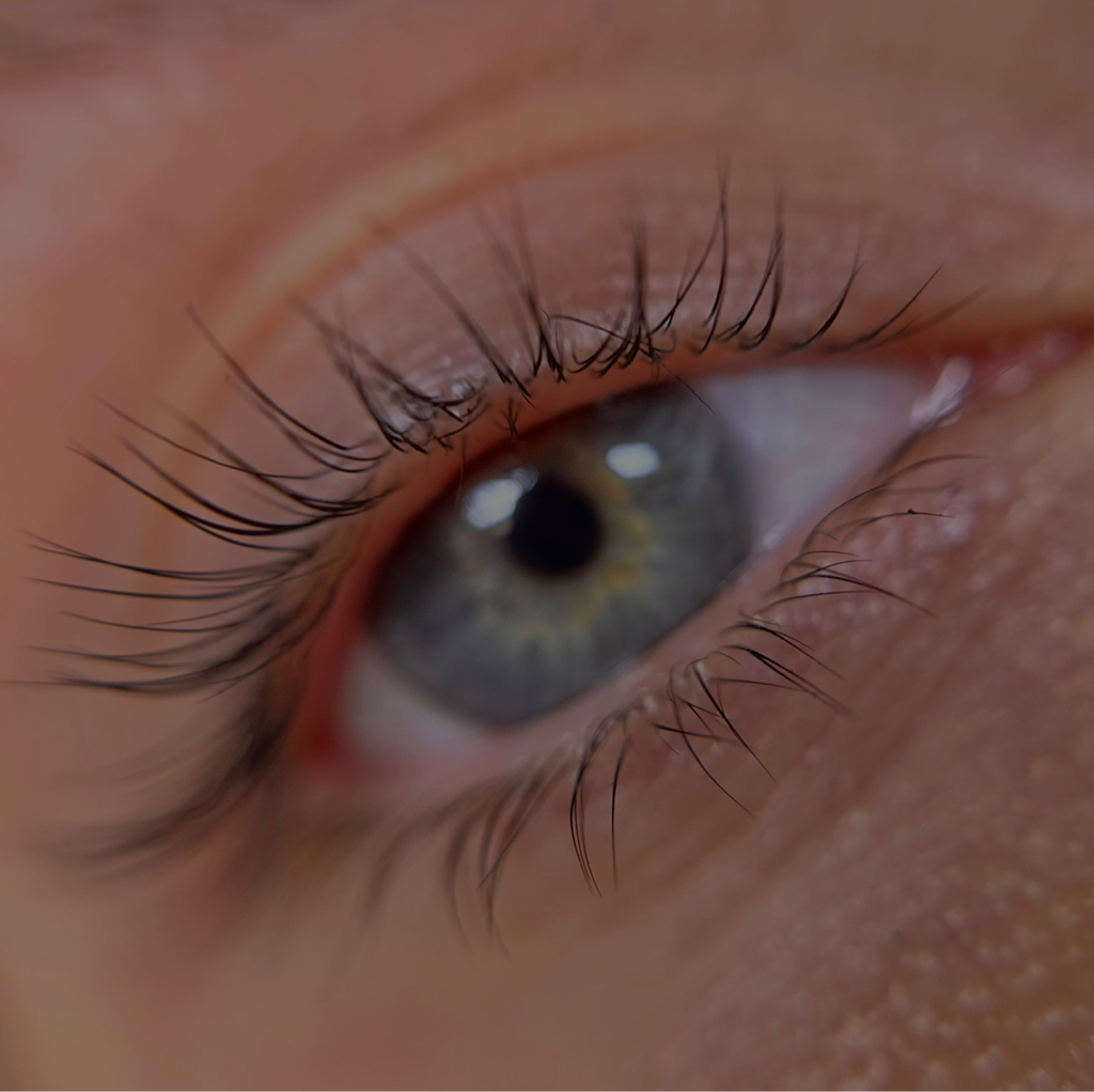 Окрашивание ресниц