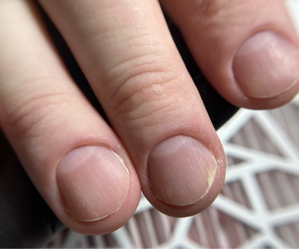 Маникюр мужской