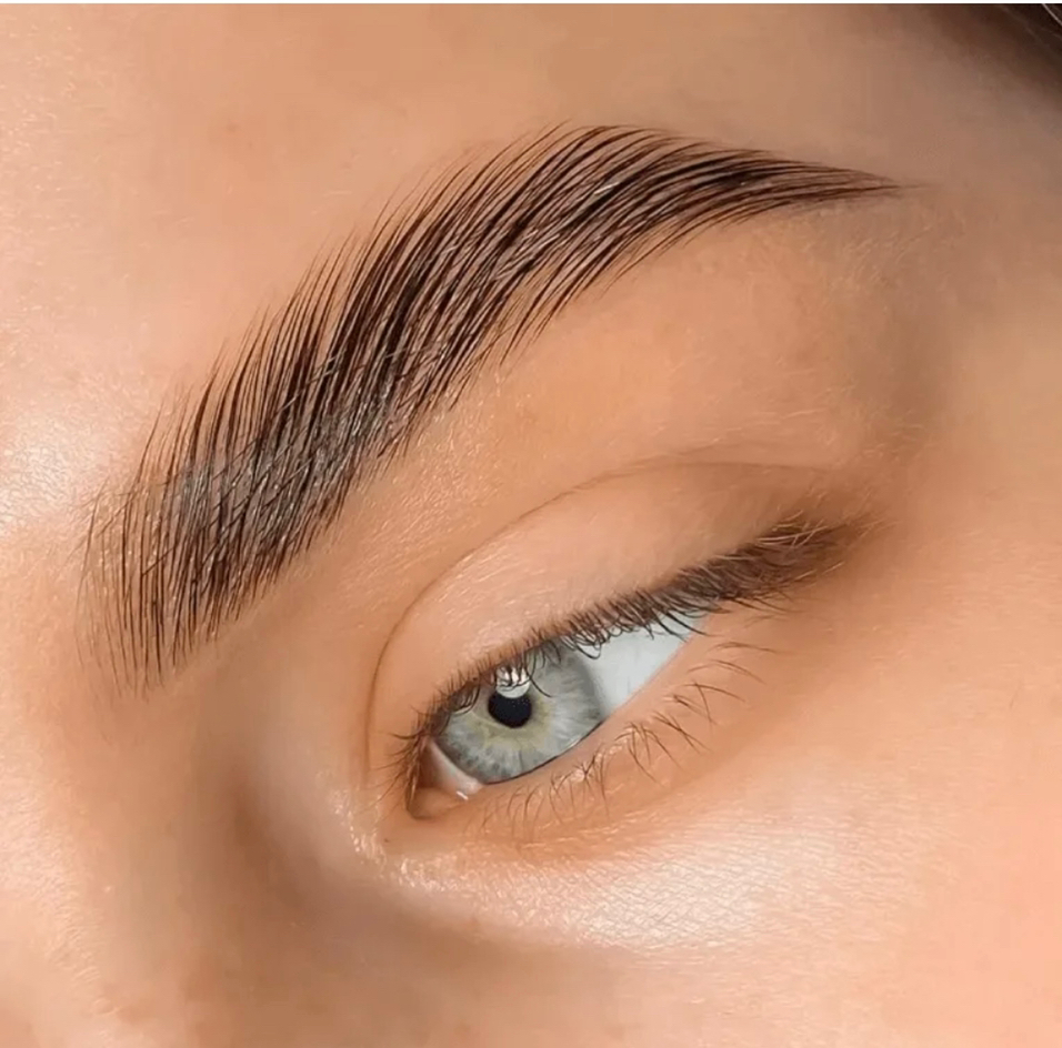 Долговременная укладка бровей