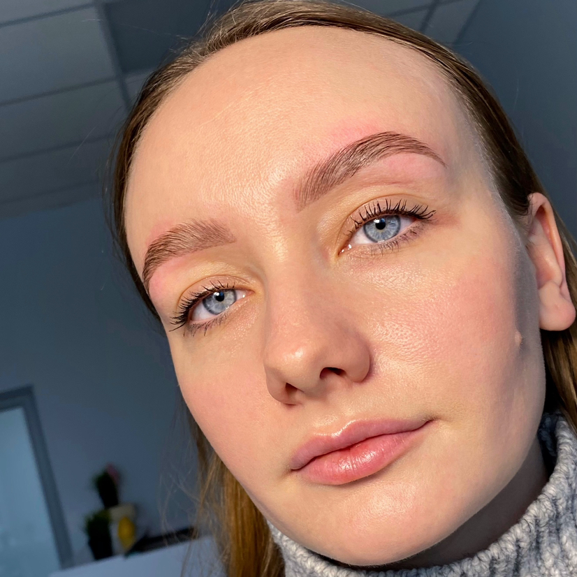 Долговременная укладка(ламинирование) + коррекция + окрашивание бровей