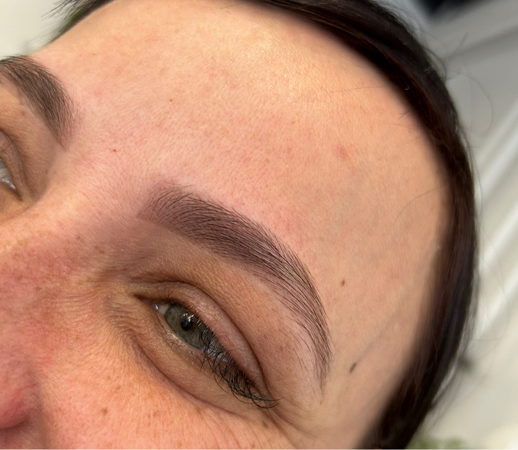 Ламинирование бровей + коррекция или окрашивание