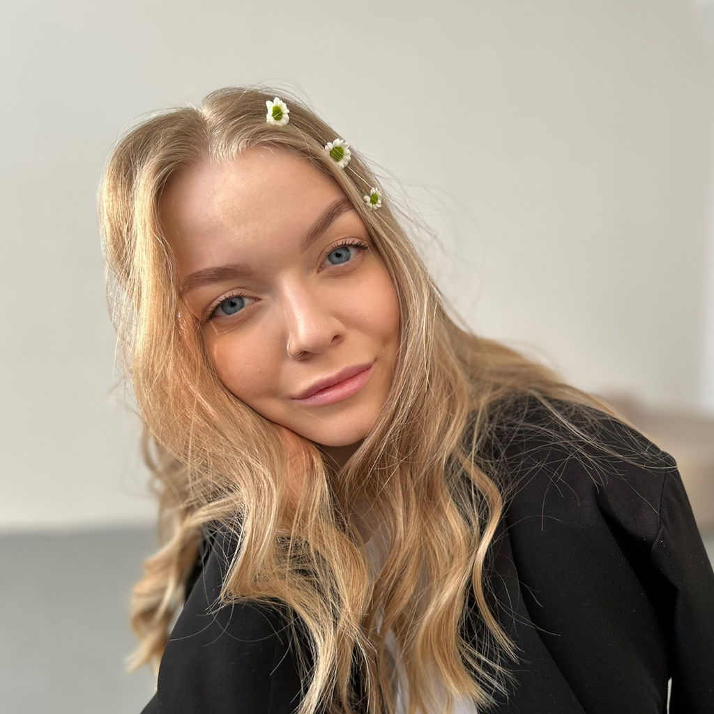 Окрашивание бровей