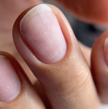 Маникюр без покрытия