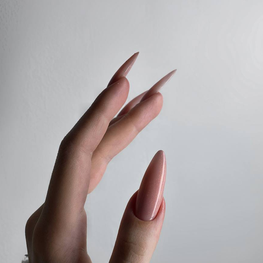 Наращивание ногтей