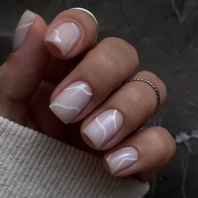 Наращивание одного ногтя