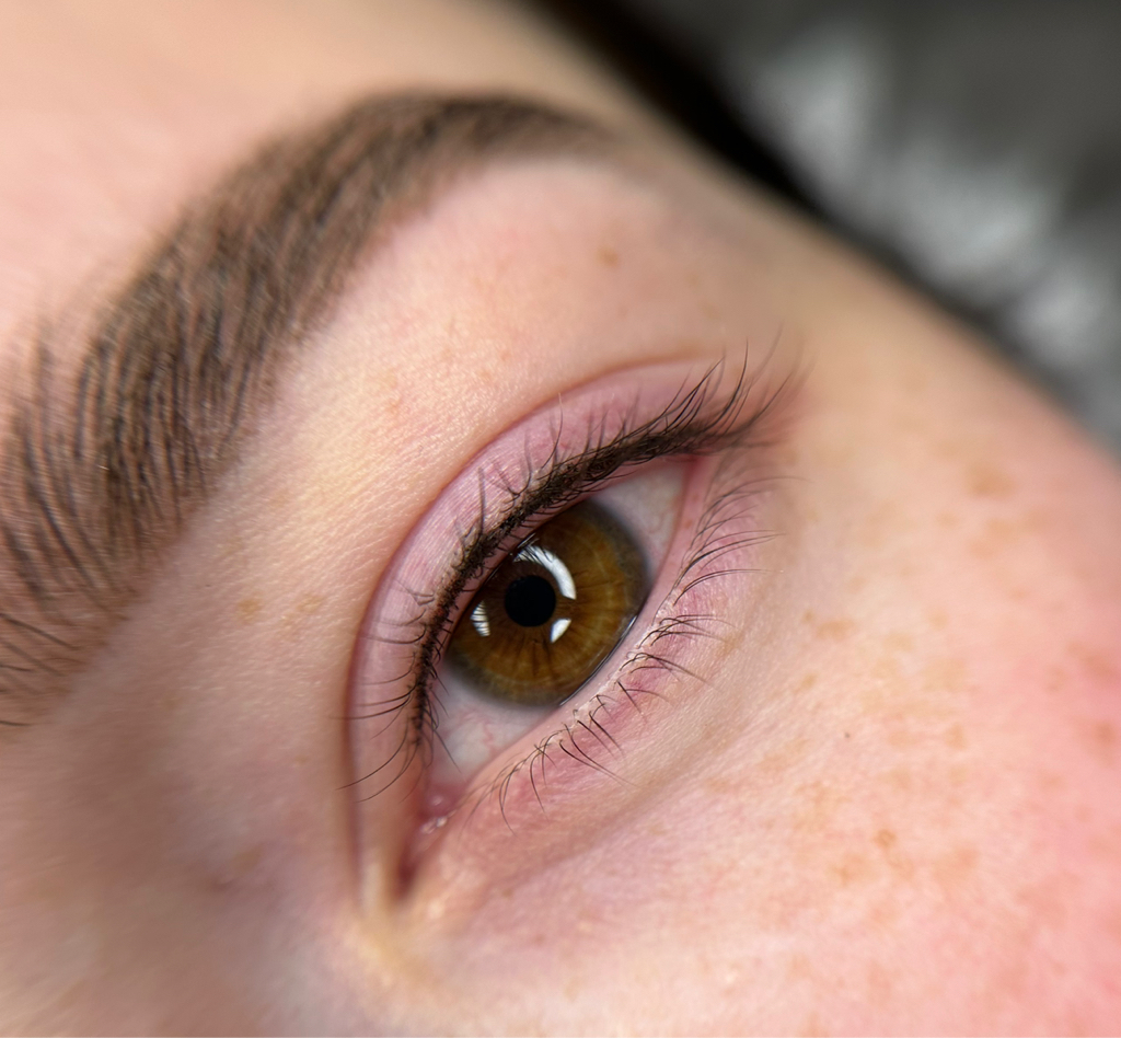 Перманент межресничного пространства