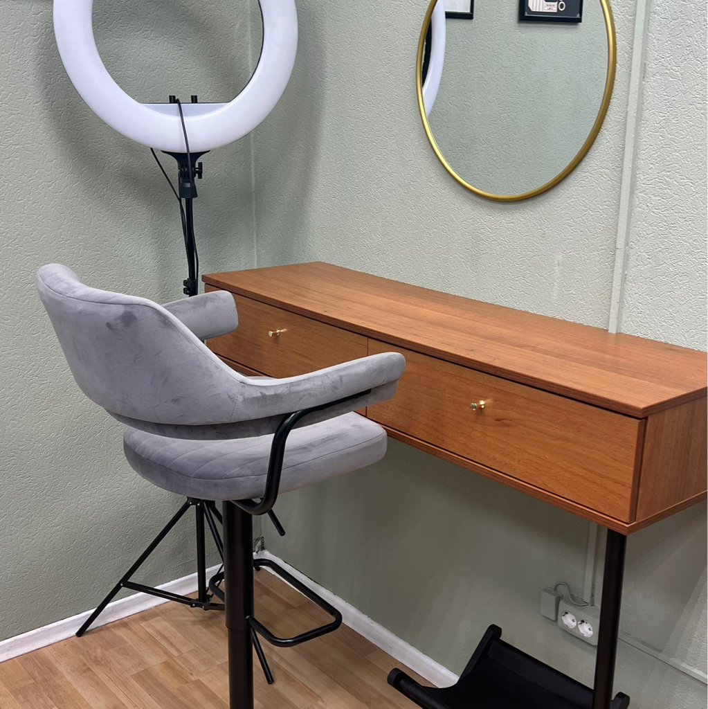 Гримерный стол 15 смен