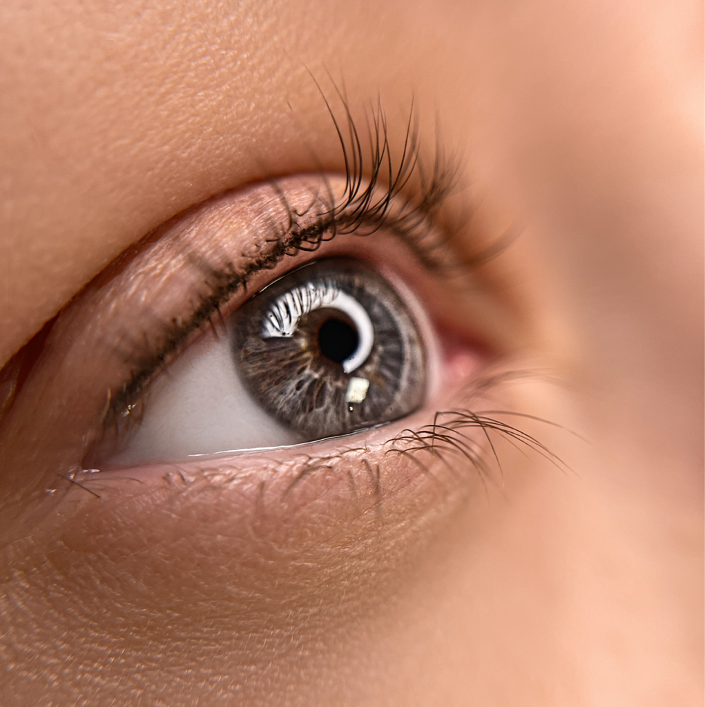 Татуаж межресничного пространства