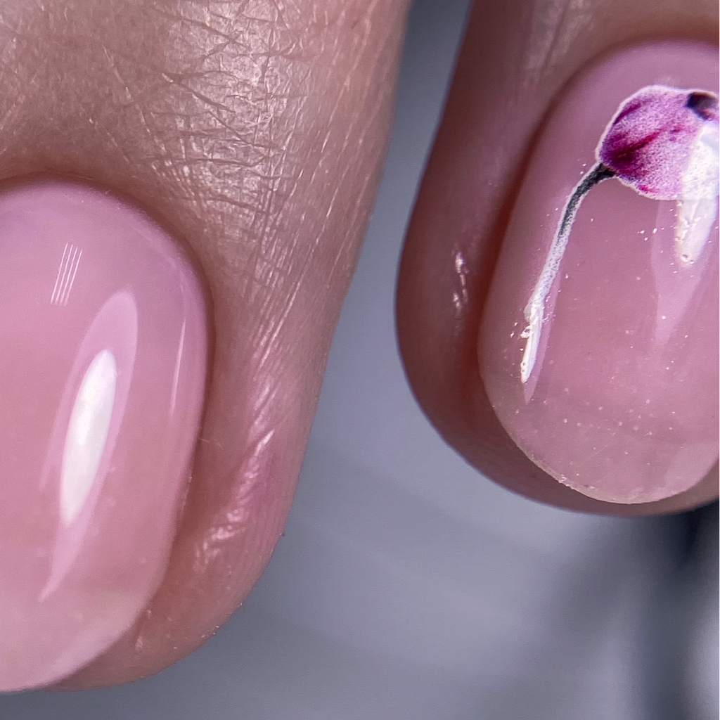 Маникюр с покрытием